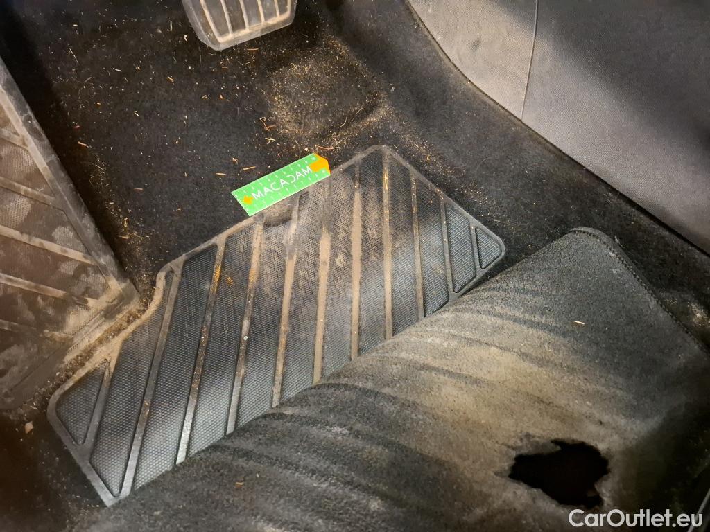  Peugeot  5008  Active Business 1.2 PureTech 130CV BVA8 7 Sieges E6d #35