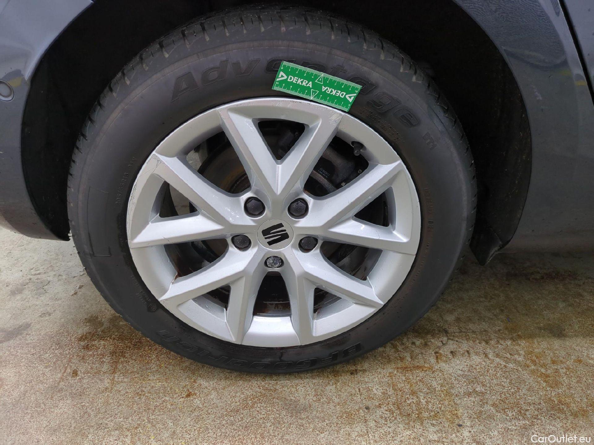  Seat  Leon SEAT  / 2020 / 5P / Berline 1.0 eTSI 110 DSG S&S Style Business #38