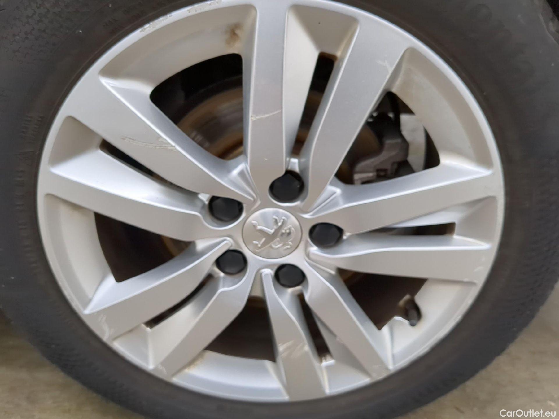  Peugeot  308  SW Active Business 1.5 HDi 130CV BVA8 E6d #18