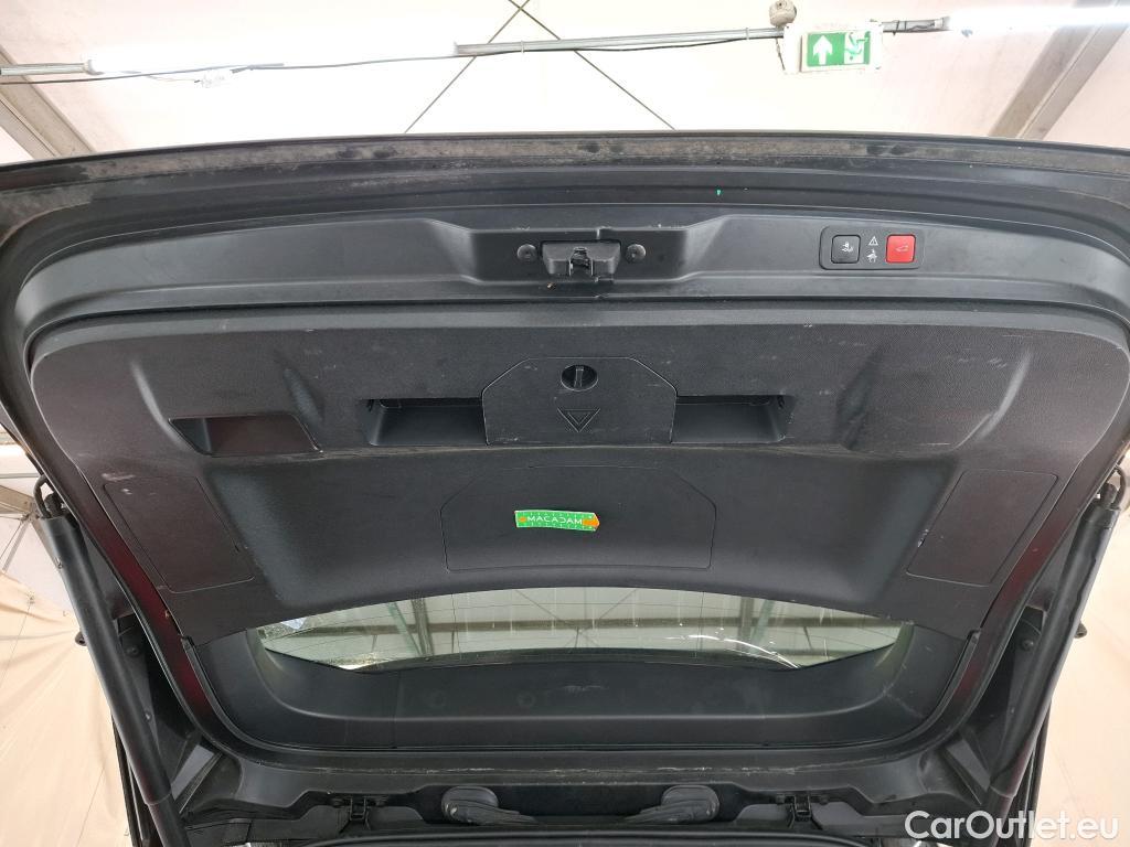  Peugeot  5008  GT Line 1.5 HDi 130CV BVA8 E6dT #29