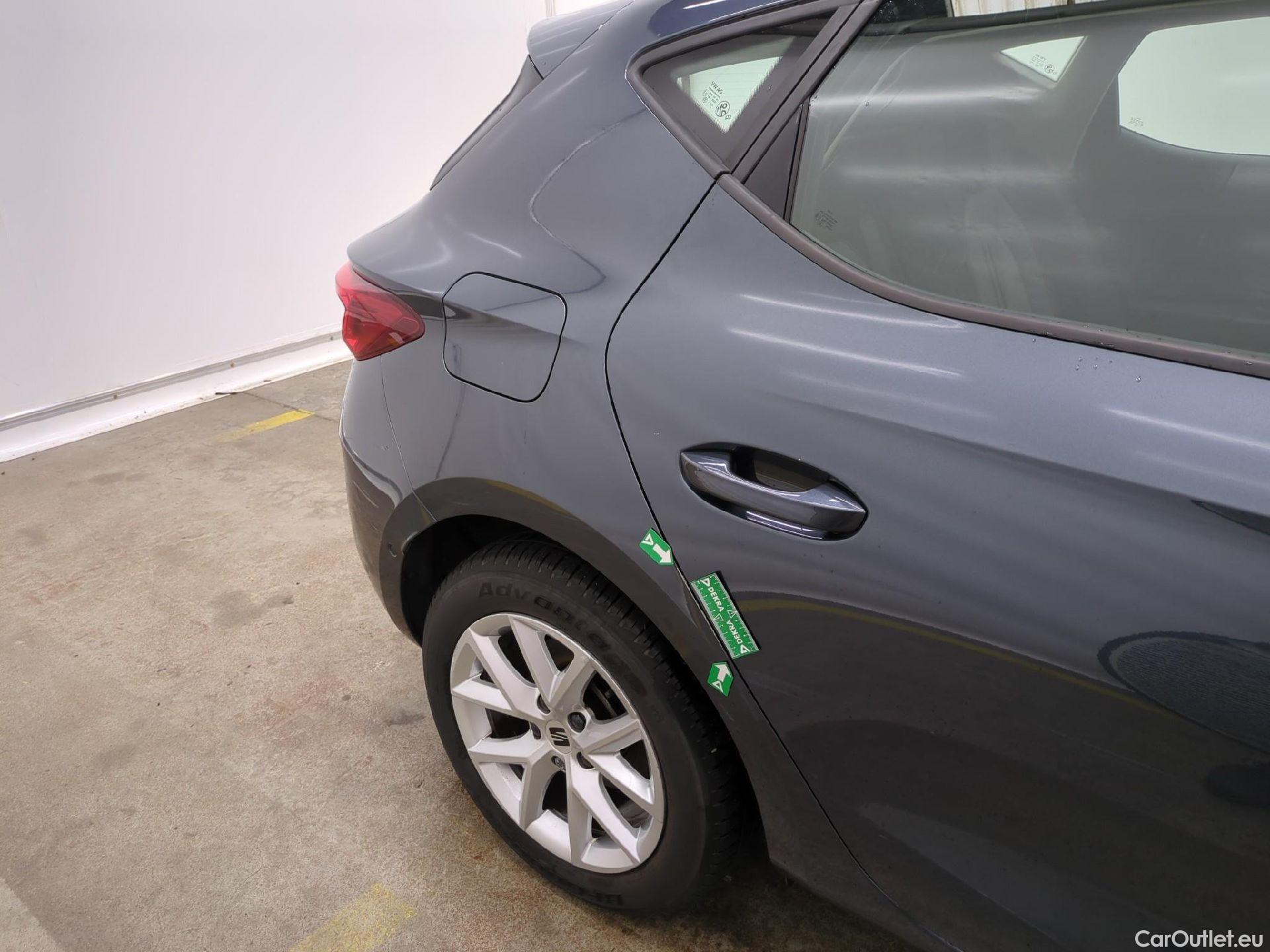  Seat  Leon SEAT  / 2020 / 5P / Berline 1.0 eTSI 110 DSG S&S Style Business #35