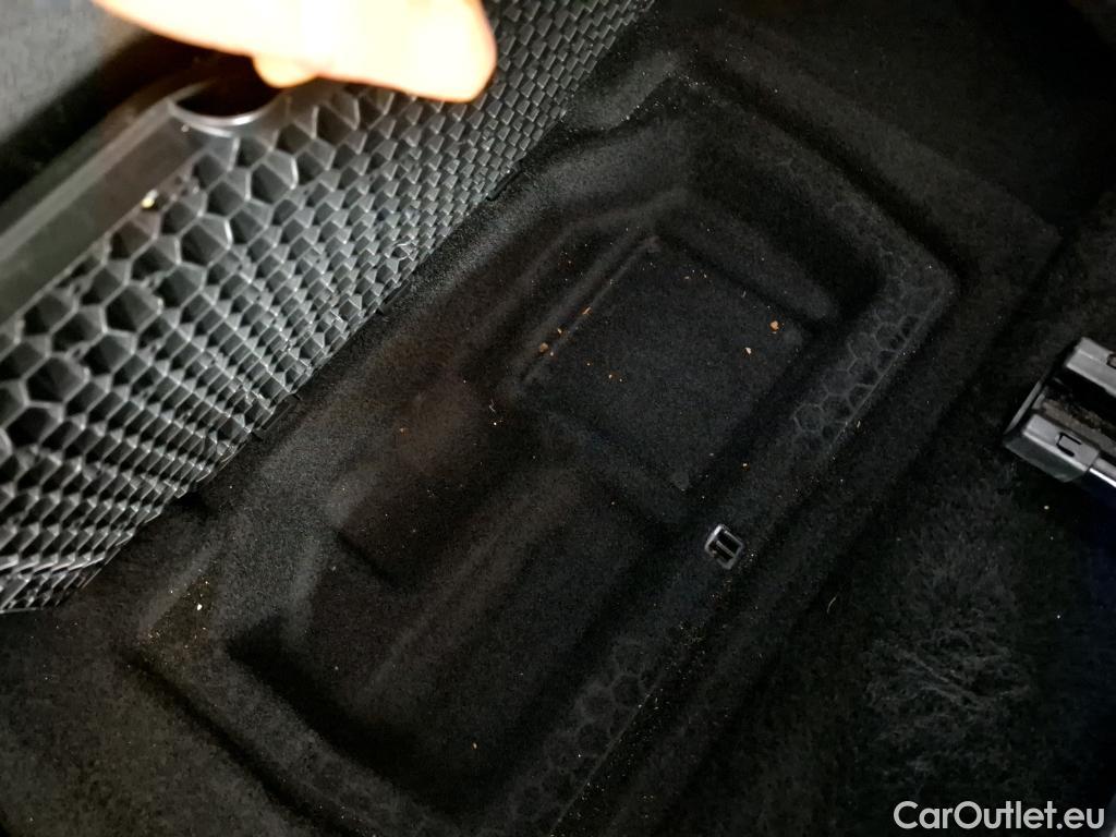  Peugeot  5008  Allure 1.5 HDi 130CV BVA8 7 Sieges E6d #7