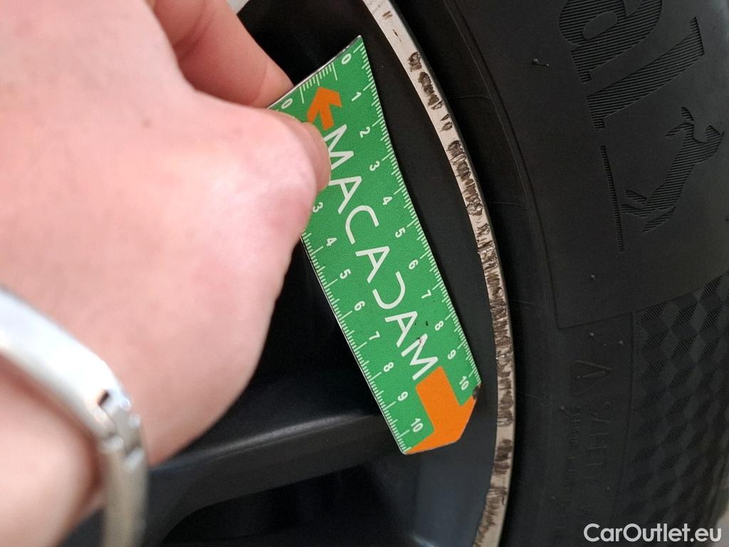  Peugeot  5008  Allure 1.5 HDi 130CV BVA8 7 Sieges E6d #5