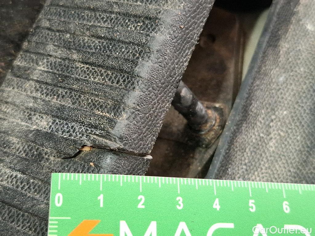  Peugeot  5008  Active Business 1.2 PureTech 130CV BVA8 7 Sieges E6d #42