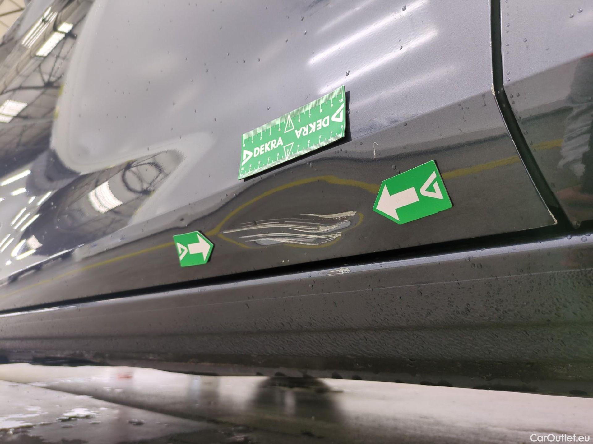  Seat  Leon SEAT  / 2020 / 5P / Berline 1.0 eTSI 110 DSG S&S Style Business #23