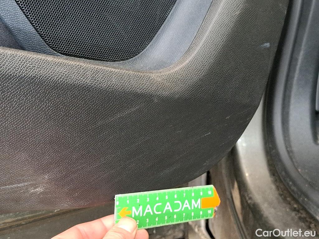  Peugeot  5008  GT Line 1.5 HDi 130CV BVA8 E6dT #25