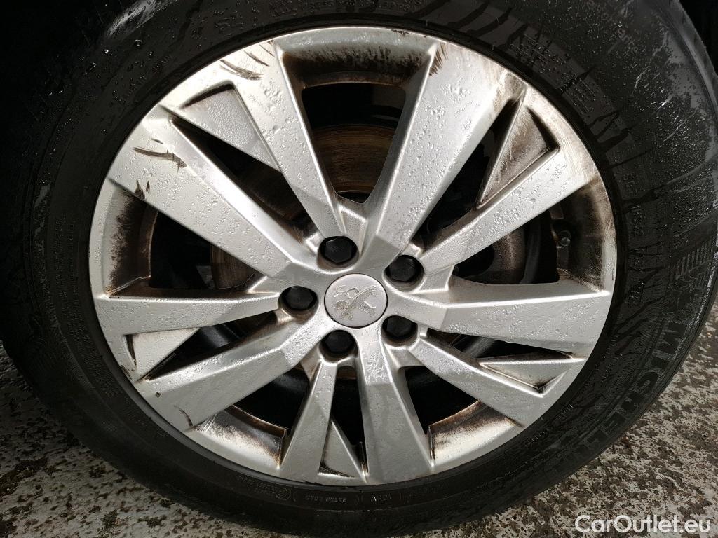  Peugeot  5008  Active Business 1.2 PureTech 130CV BVA8 7 Sieges E6d #20