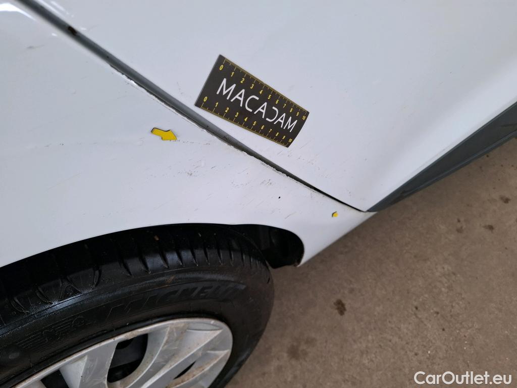  Renault  Clio  IV Air MediaNav 1.5 dCi 75CV BVM5 E6 #11