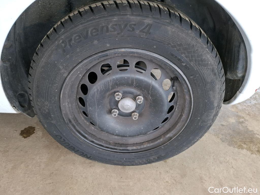  Renault  Clio  IV Air MediaNav 1.5 dCi 75CV BVM5 E6 #24