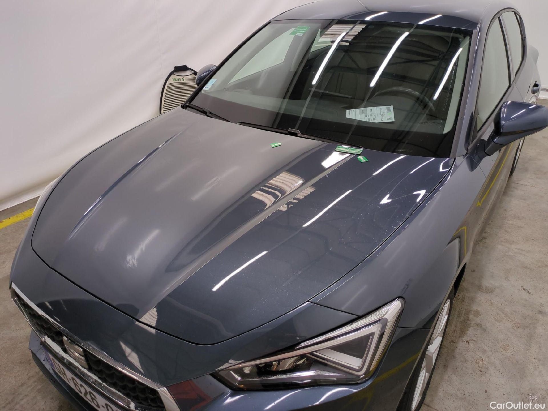  Seat  Leon SEAT  / 2020 / 5P / Berline 1.0 eTSI 110 DSG S&S Style Business #47