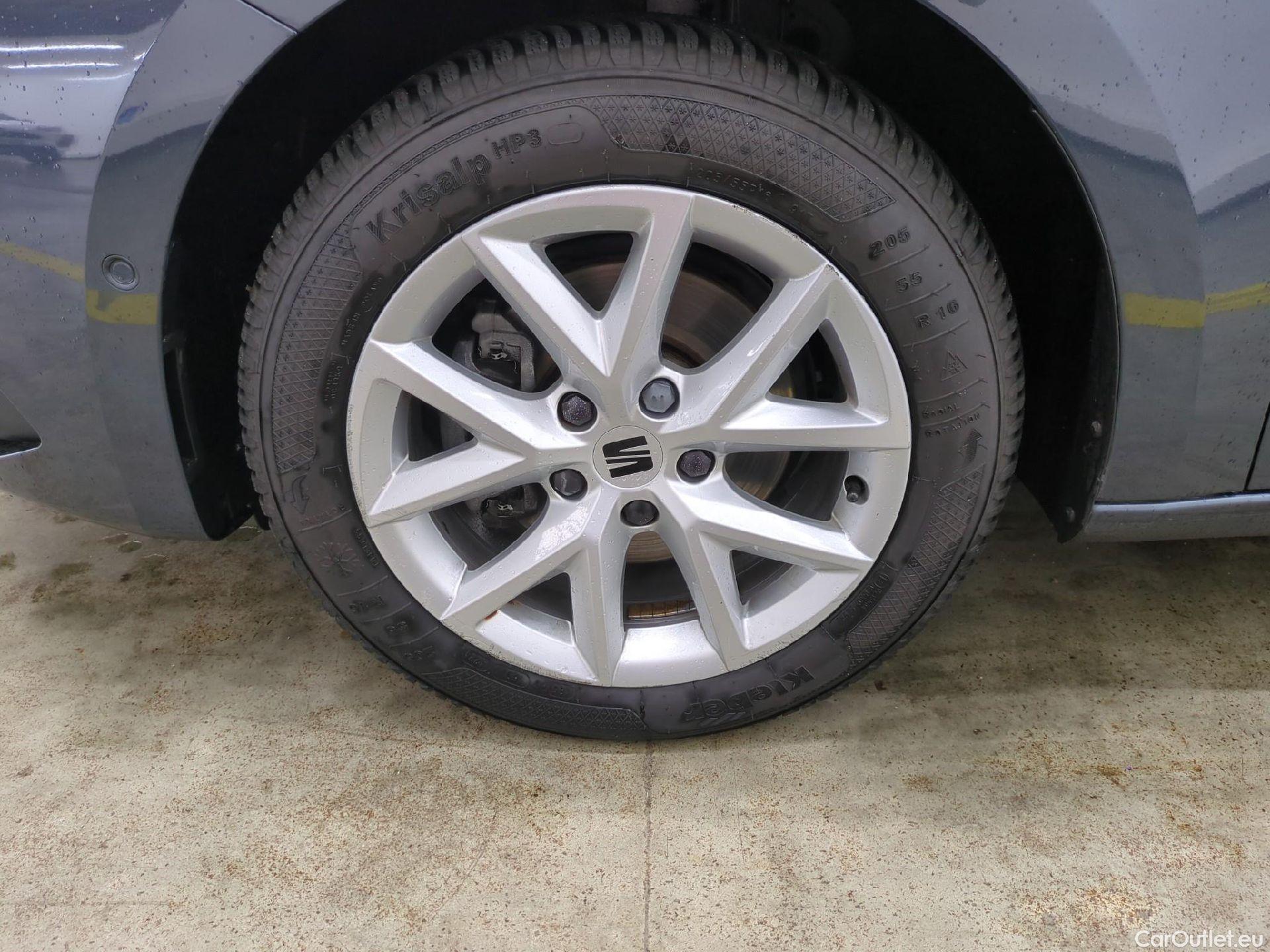  Seat  Leon SEAT  / 2020 / 5P / Berline 1.0 eTSI 110 DSG S&S Style Business #13