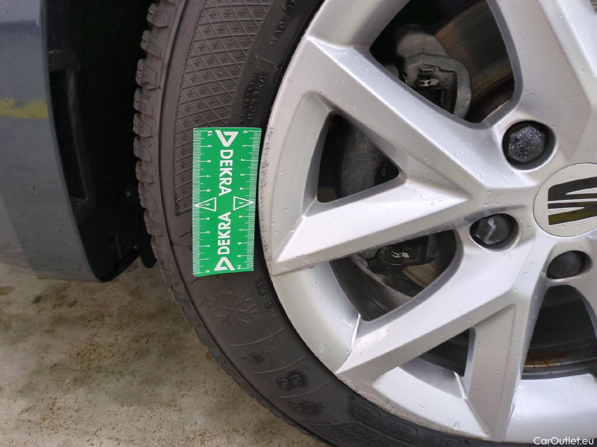  Seat  Leon SEAT  / 2020 / 5P / Berline 1.0 eTSI 110 DSG S&S Style Business #20