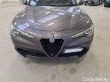  Alfa Romeo   STELVIO ALFA ROMEO / 2017 / 5P / SUV 2.2 TURBO DIESEL 190CV SPRINT AT8 Q4 #29