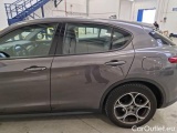  Alfa Romeo   STELVIO ALFA ROMEO / 2017 / 5P / SUV 2.2 TURBO DIESEL 190CV SPRINT AT8 Q4 #45