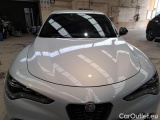 Alfa Romeo   STELVIO ALFA ROMEO / 2017 / 5P / SUV 2.2 TD 210 CV SPRINT AT8 Q4 #24