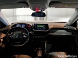  Peugeot  2008 PEUGEOT  / 2019 / 5P / CROSSOVER BLUEHDI 130 EAT8 ALLURE S/S AUT. #3