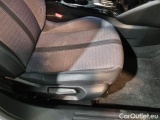  Peugeot  2008 PEUGEOT  / 2019 / 5P / CROSSOVER BLUEHDI 130 EAT8 ALLURE S/S AUT. #14