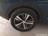  Peugeot  3008 PEUGEOT  / 2020 / 5P / SUV BLUEHDI 130 EAT8 SeS ALLURE #18