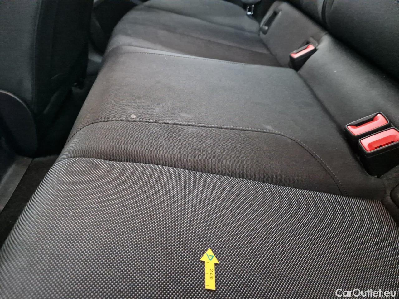  Audi  Q2 1.5 35 TFSI Advanced S tronic #32