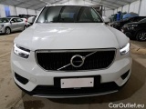  Volvo  XC 40 VOLVO XC40 / 2017 / 5P / SUV D3 GEARTRONIC MOMENTUM #24