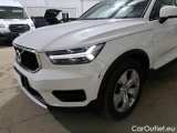  Volvo  XC 40 VOLVO XC40 / 2017 / 5P / SUV D3 GEARTRONIC MOMENTUM #31