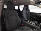  Volvo  XC60 VOLVO  / 2021 / 5P / SUV B4 D AWD AUTOMATICO MOMENTUM PRO MY22 #13