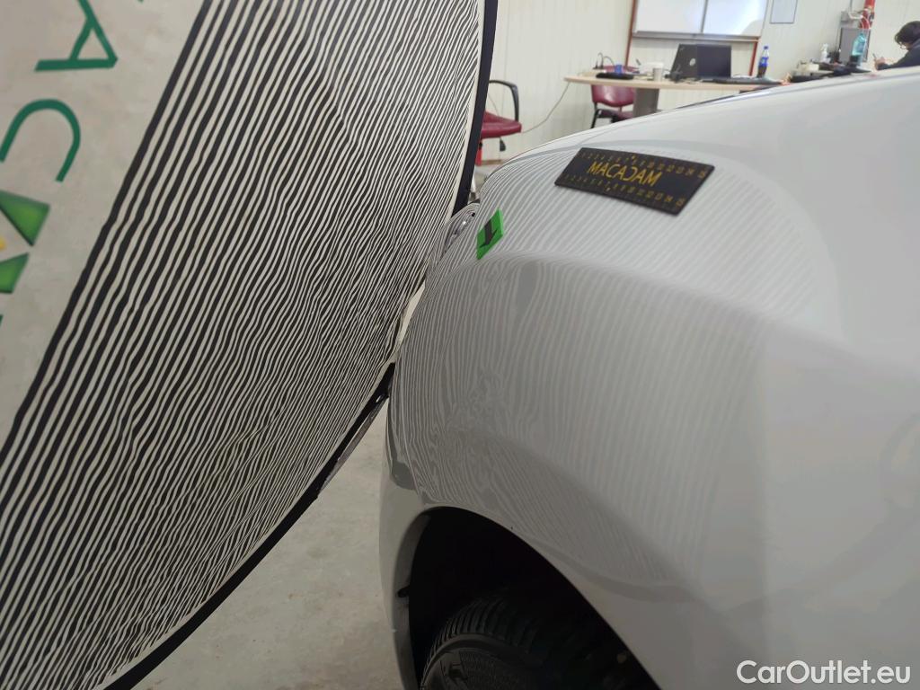  Dacia  Logan 0.9 TCe 90CP Laureate_Groupama #6