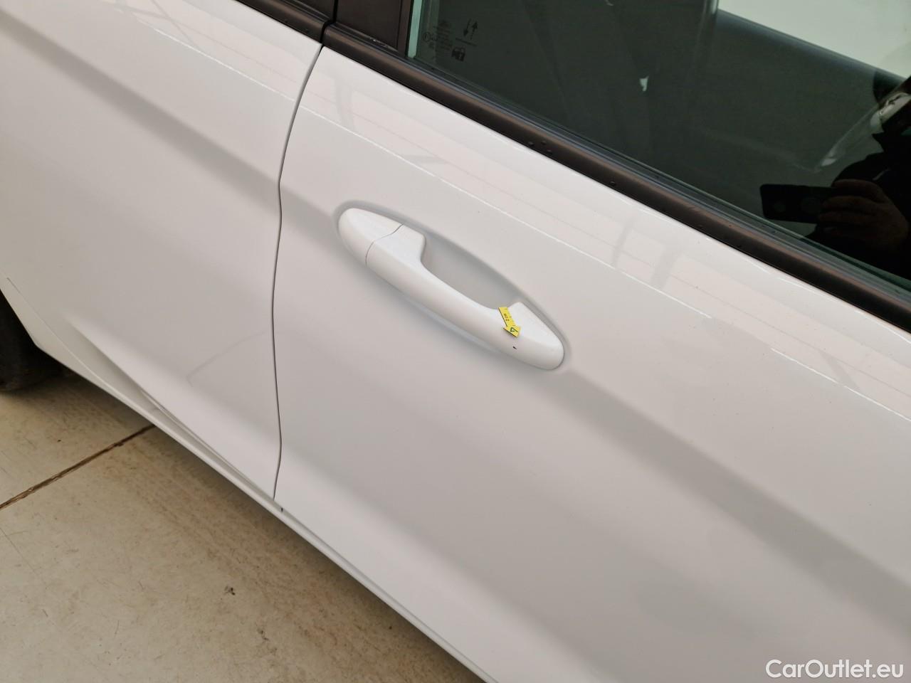  Ford  Fiesta 1.5 TDCi 85CP Trend Connected #9