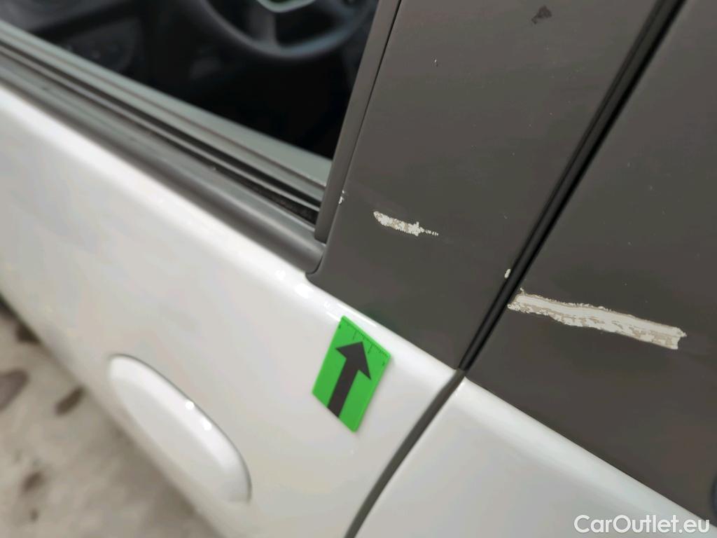  Dacia  Logan 0.9 TCe 90CP Laureate_Groupama #14