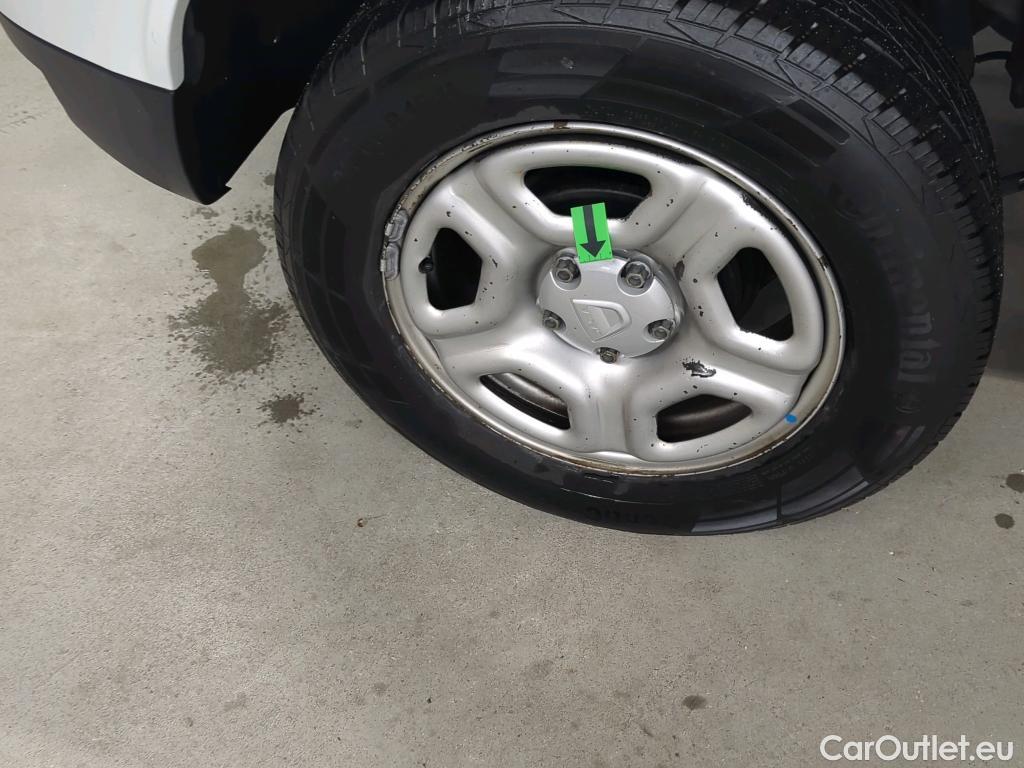  Dacia  Duster 1.5 Blue dCi 115CP Comfort 4WD #23