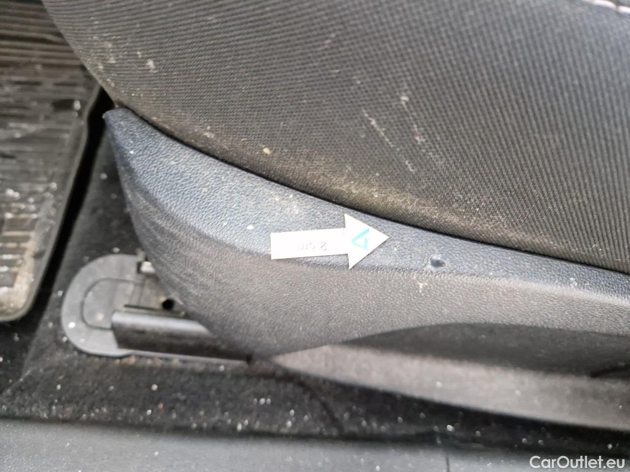  Ford  Fiesta 1.5 TDCi 85CP Trend Connected #48