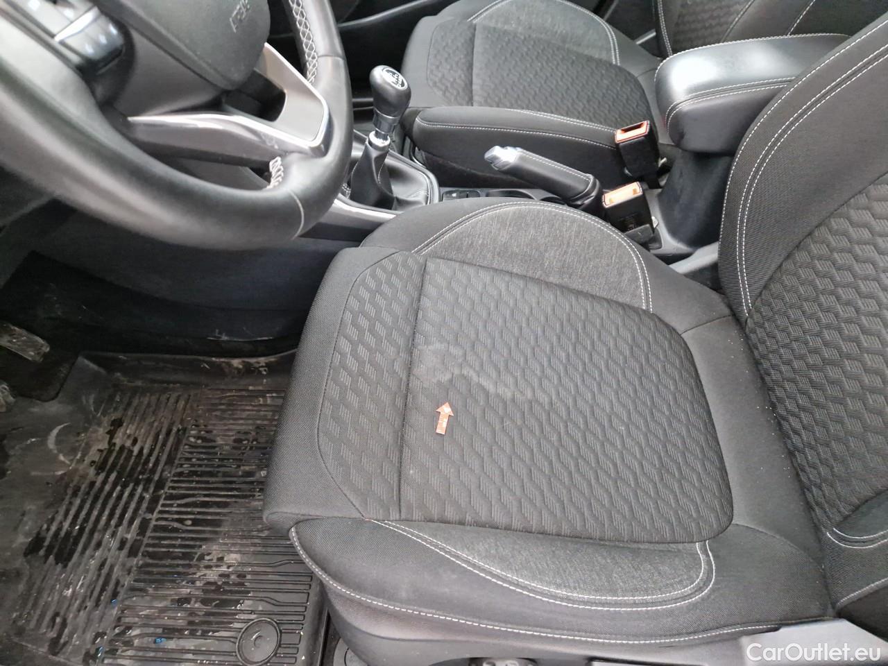  Ford  Puma 1.0 EcoBoost mHEV 125CP Titanium #31