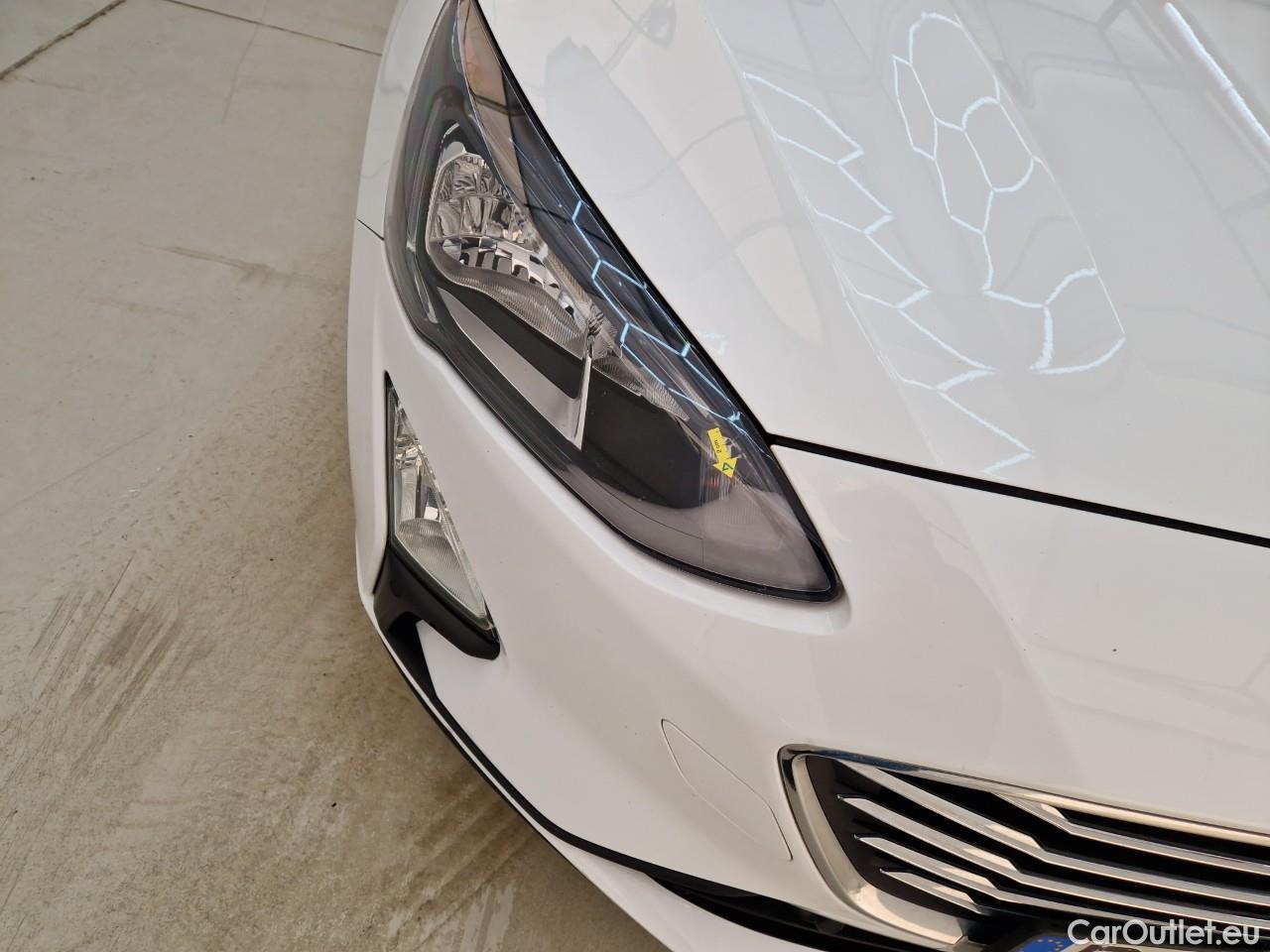  Ford  Focus 1.0 EcoBoost mHEV 155CP Titanium #14