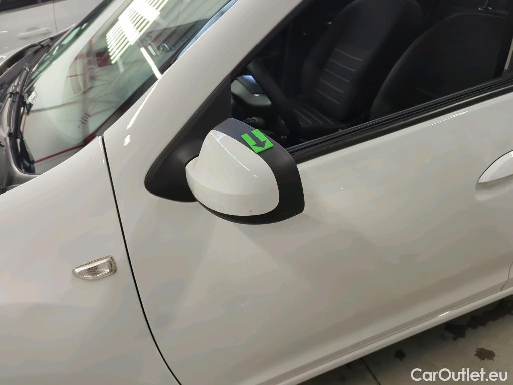  Dacia  Logan 0.9 TCe 90CP Laureate_Groupama #23