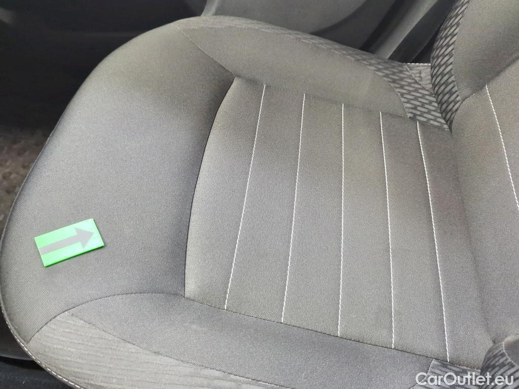  Dacia  Logan 0.9 TCe 90CP Laureate_Groupama #20