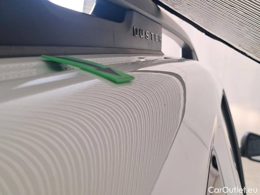  Dacia  Duster 1.5 Blue dCi 115CP Comfort 4WD #40