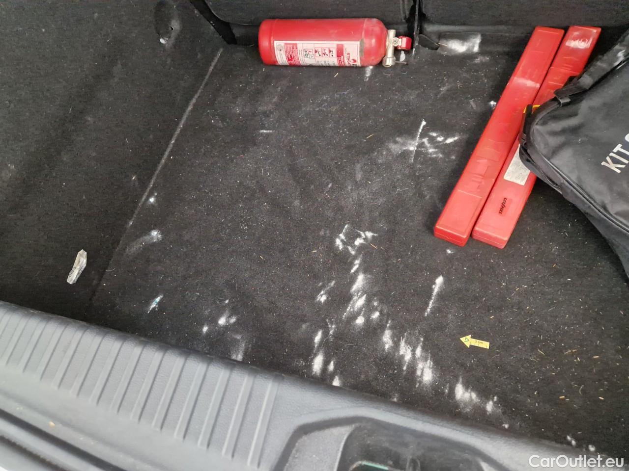  Renault  Clio 1.0 TCe 90CP Life #27