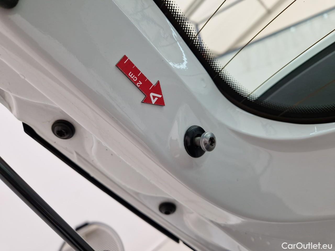  Renault  Clio 1.0 TCe 90CP Life #17