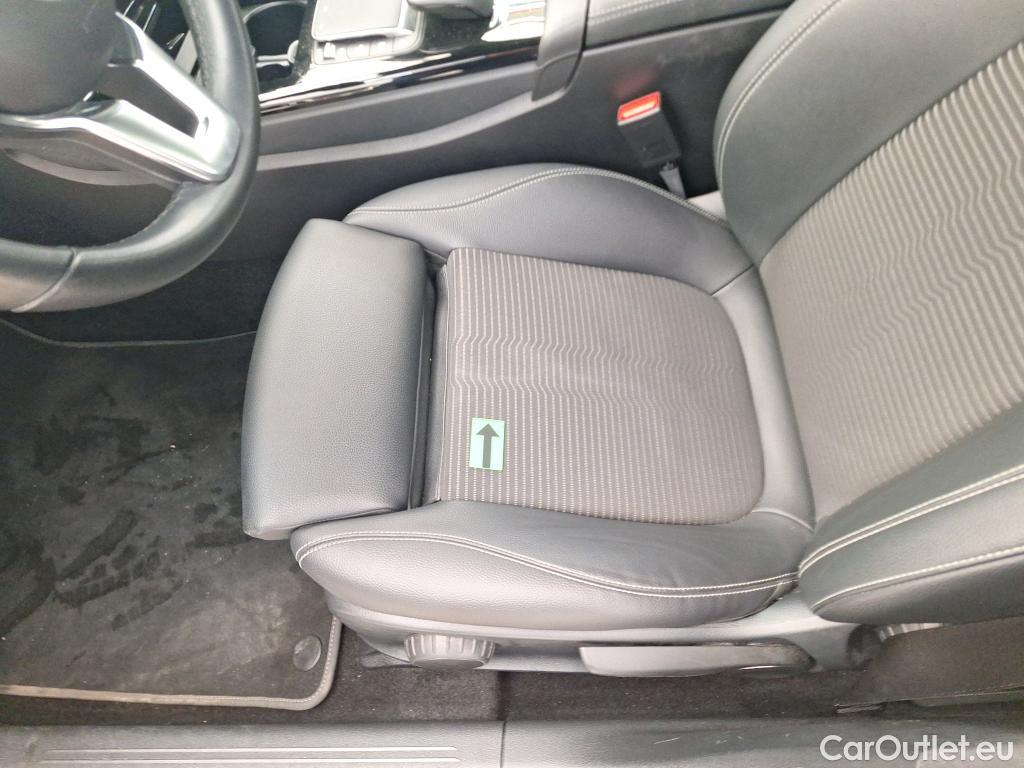  Mercedes  CLA-Klasse CLA 200 Coupé DCT #17