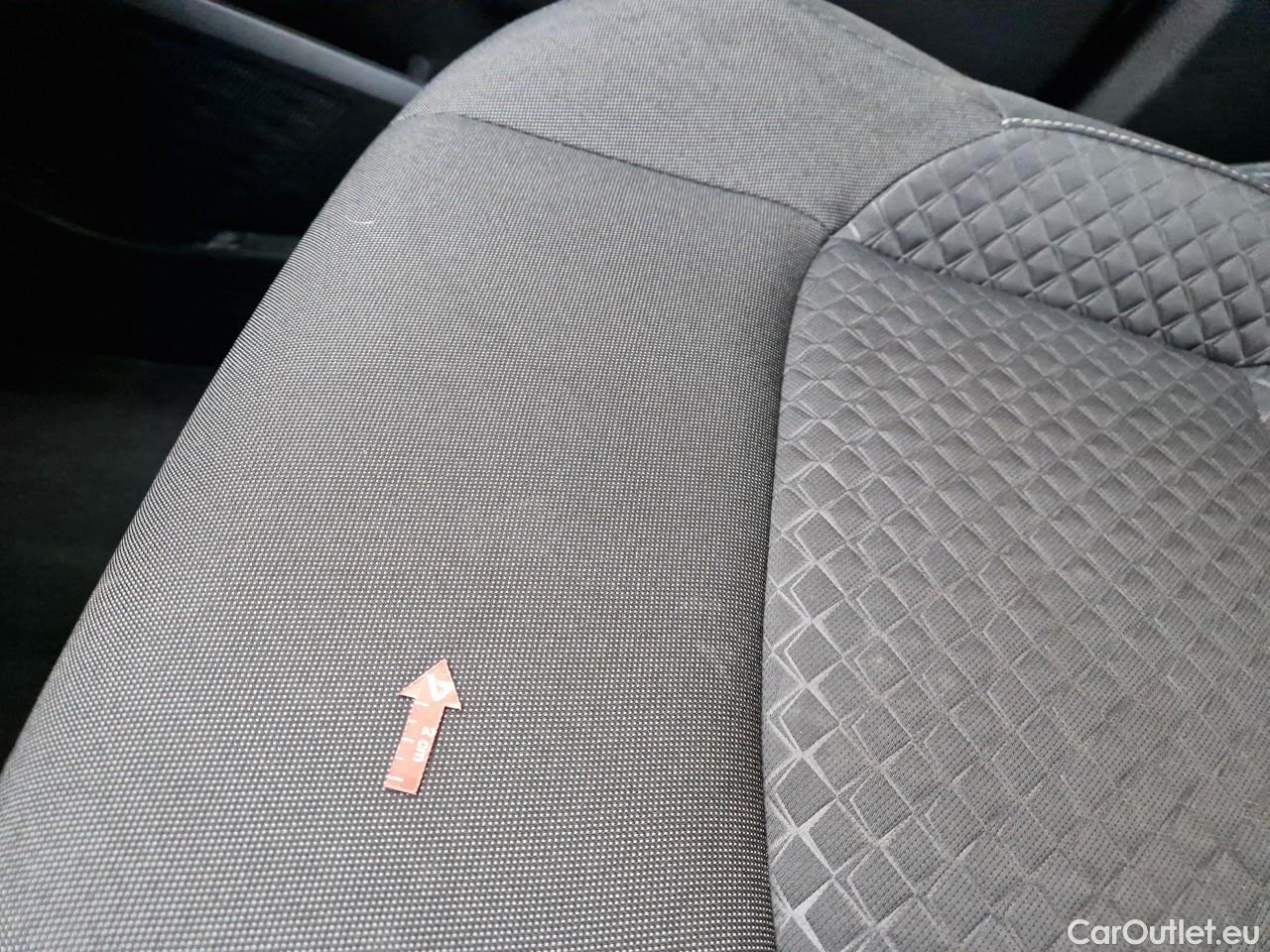  Toyota  C-HR 1.8 HSD C-enter #31