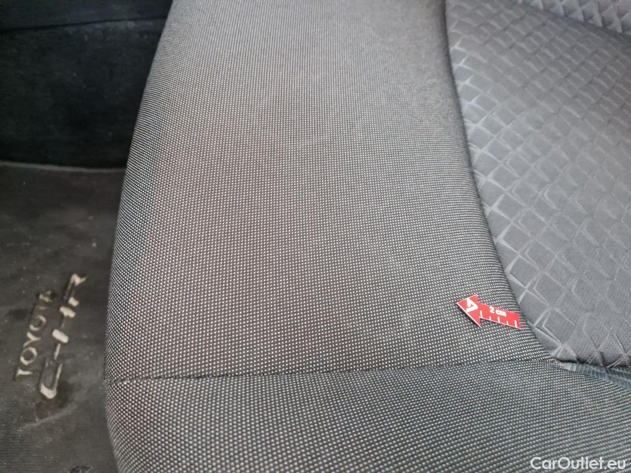  Toyota  C-HR 1.8 HSD C-enter #26