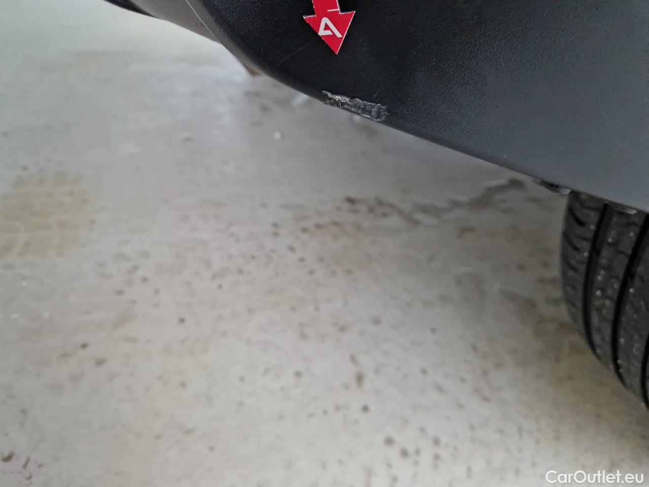  Toyota  C-HR 1.8 HSD C-enter #23