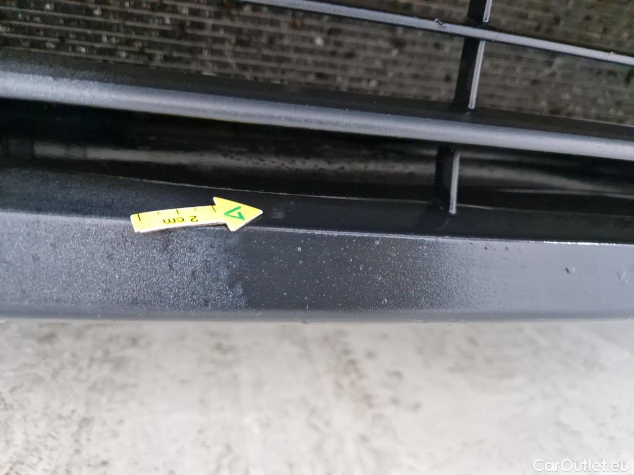  Toyota  Yaris 1.5 Hybrid Eco HYB Auto #5