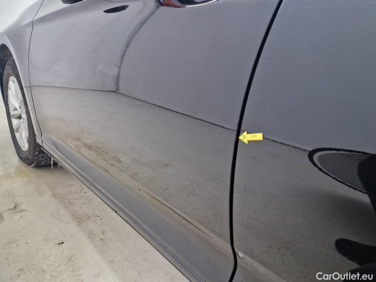  Volkswagen  Passat Comfortline 2.0 TDI DSG 150 CP #1