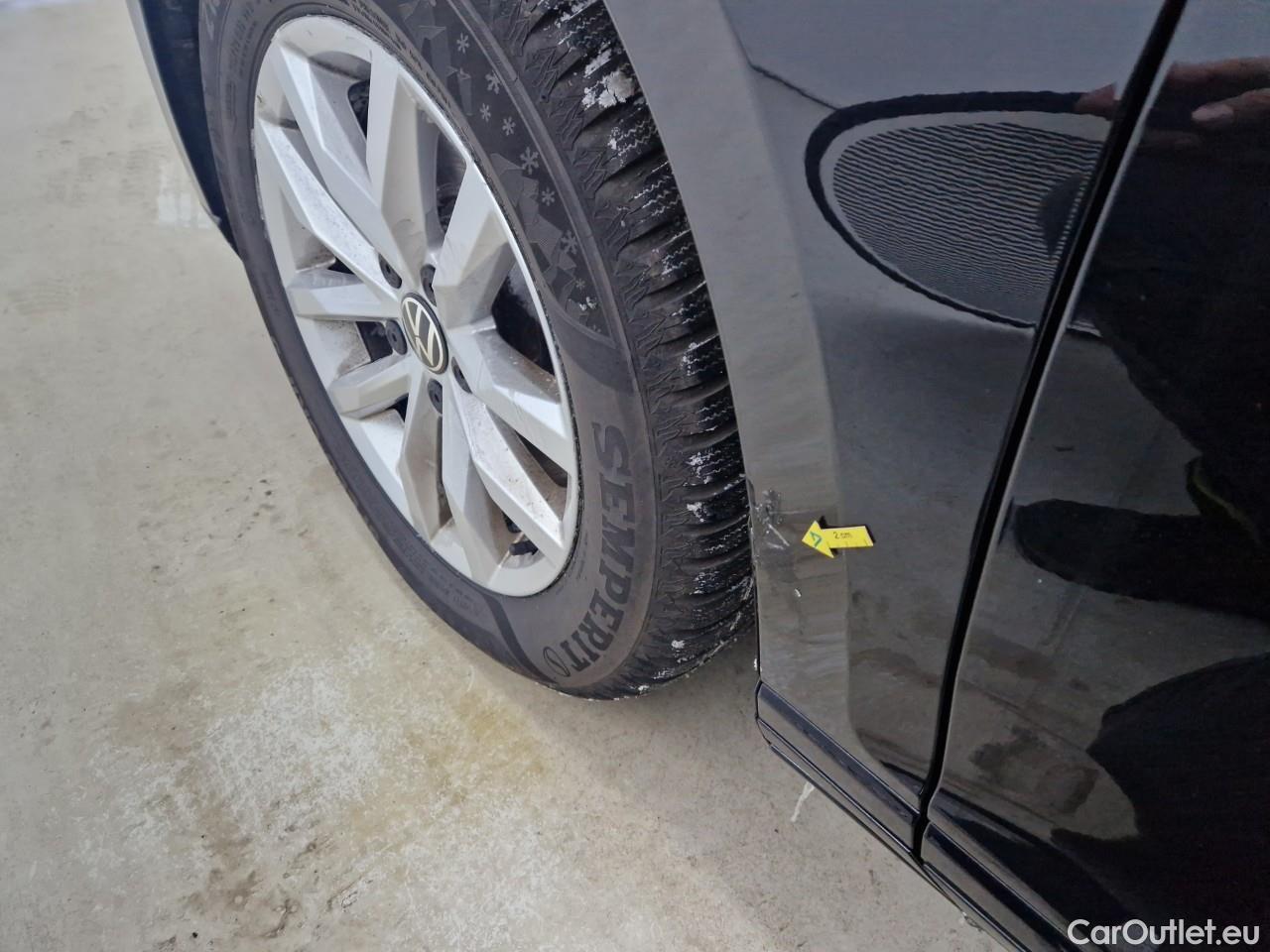  Volkswagen  Passat Comfortline 2.0 TDI DSG 150 CP #4