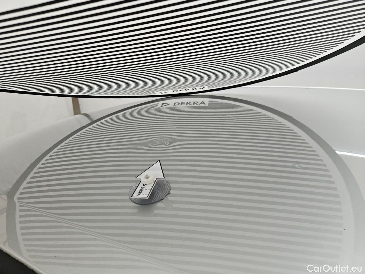  Toyota  Corolla 1.8 Hybrid Eco HSD E-CVT #50