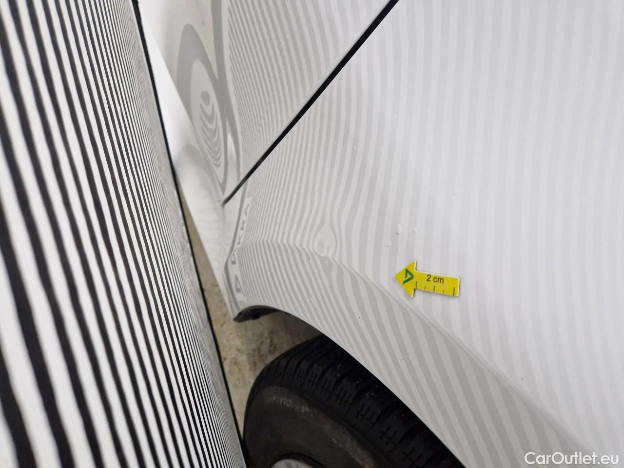  Toyota  Yaris 1.5 Hybrid Eco HYB Auto #9