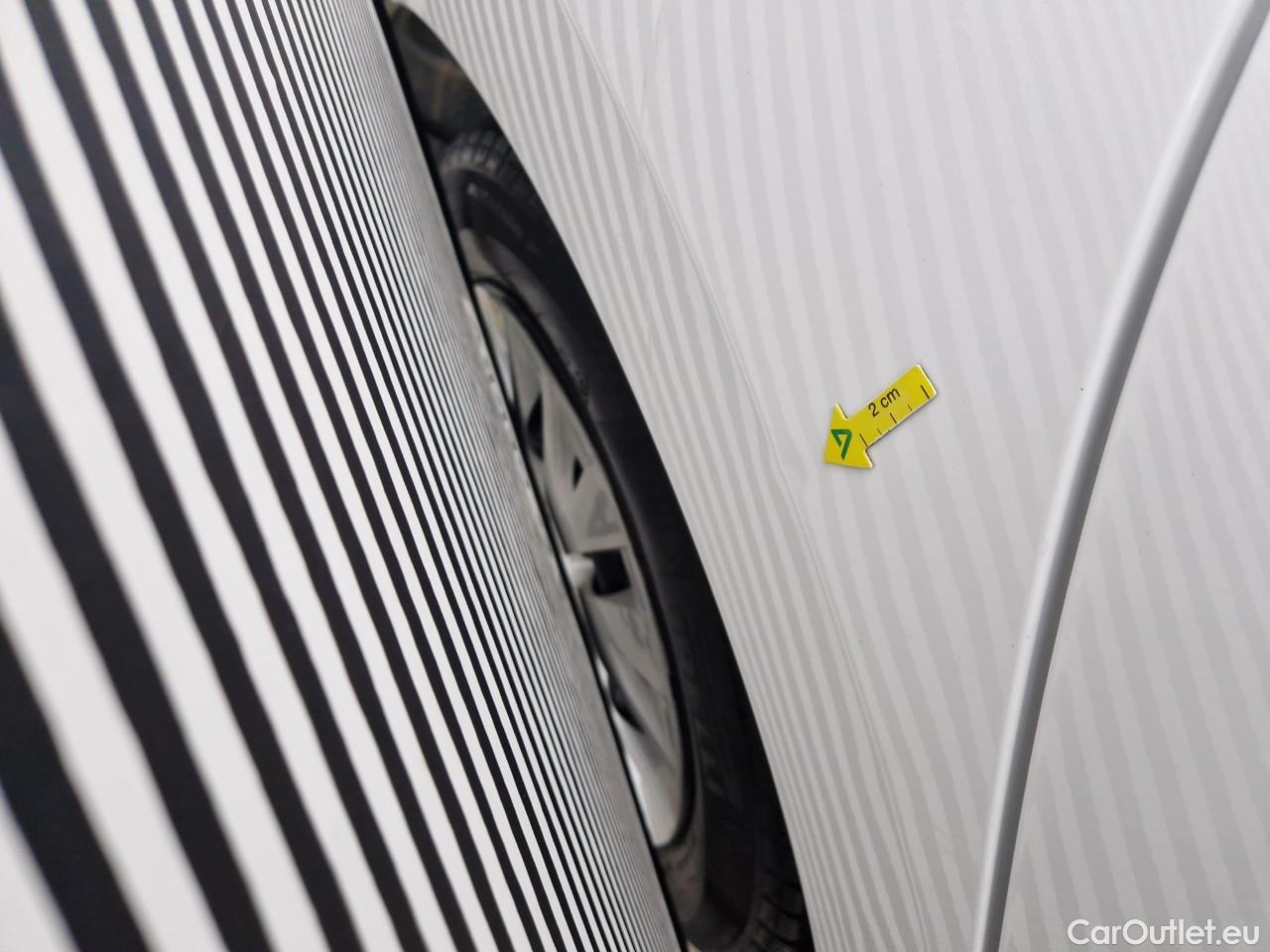  Toyota  Yaris 1.5 Hybrid Eco HYB Auto #13