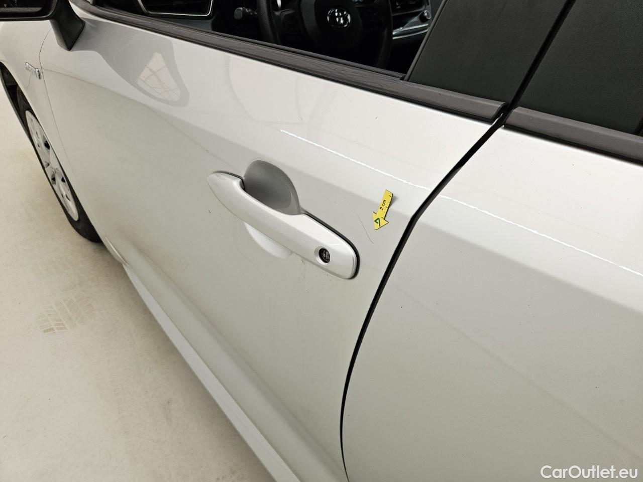  Toyota  Corolla 1.8 Hybrid Eco HSD E-CVT #1