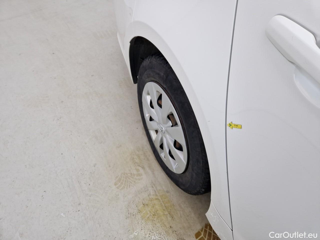  Toyota  Corolla 1.8 Hybrid Business HSD E-CVT #26